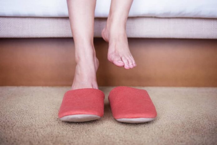 best slippers for bunions